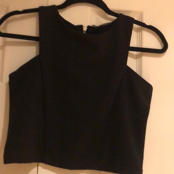 TUCCI BLACK GEOMETRIC CROP TOP SIZE M - Picture 1 of 3